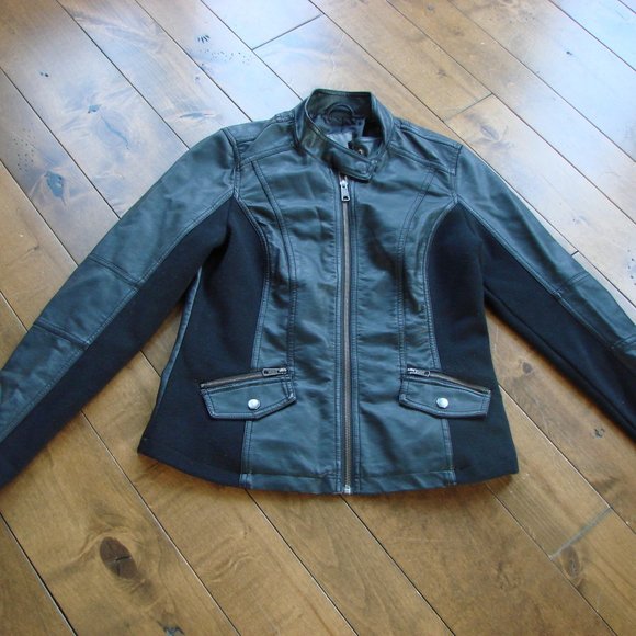Black Faux Leather Moto Jacket Zippers Ribbed Size Small - Picture 1 of 12